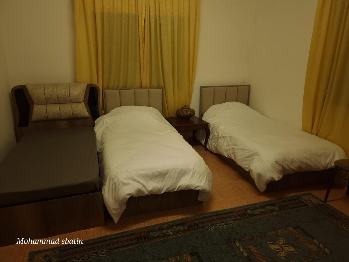 Sbatin Hotel Madaba Exterior photo